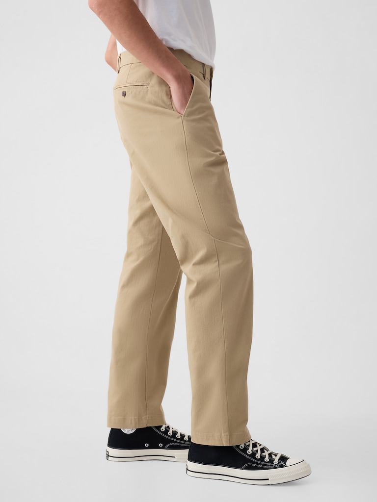 Modern Khakis in Relaxed Fit