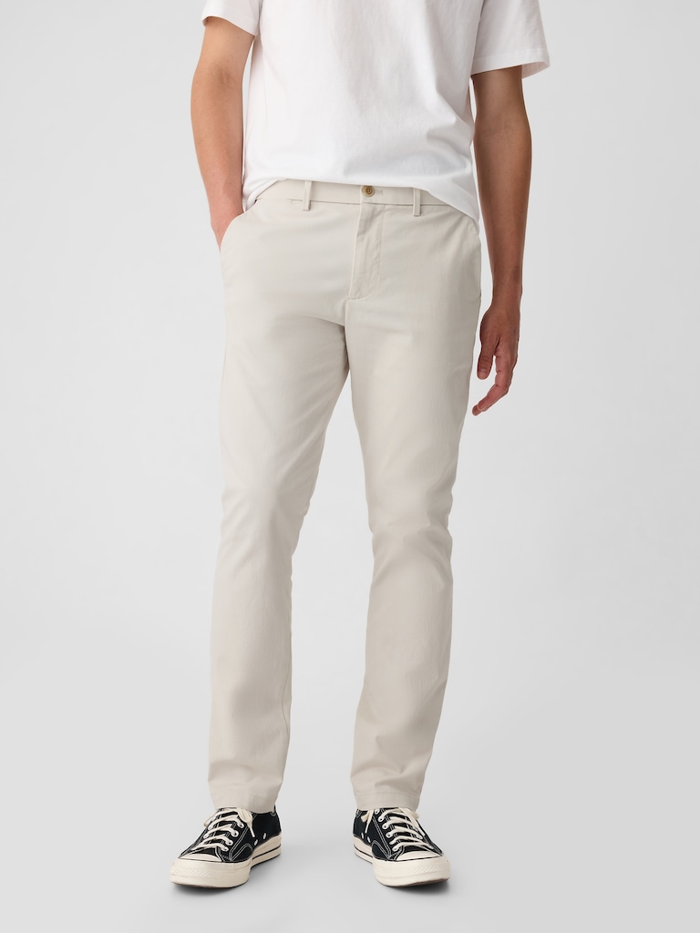 Modern Khakis in Skinny Fit