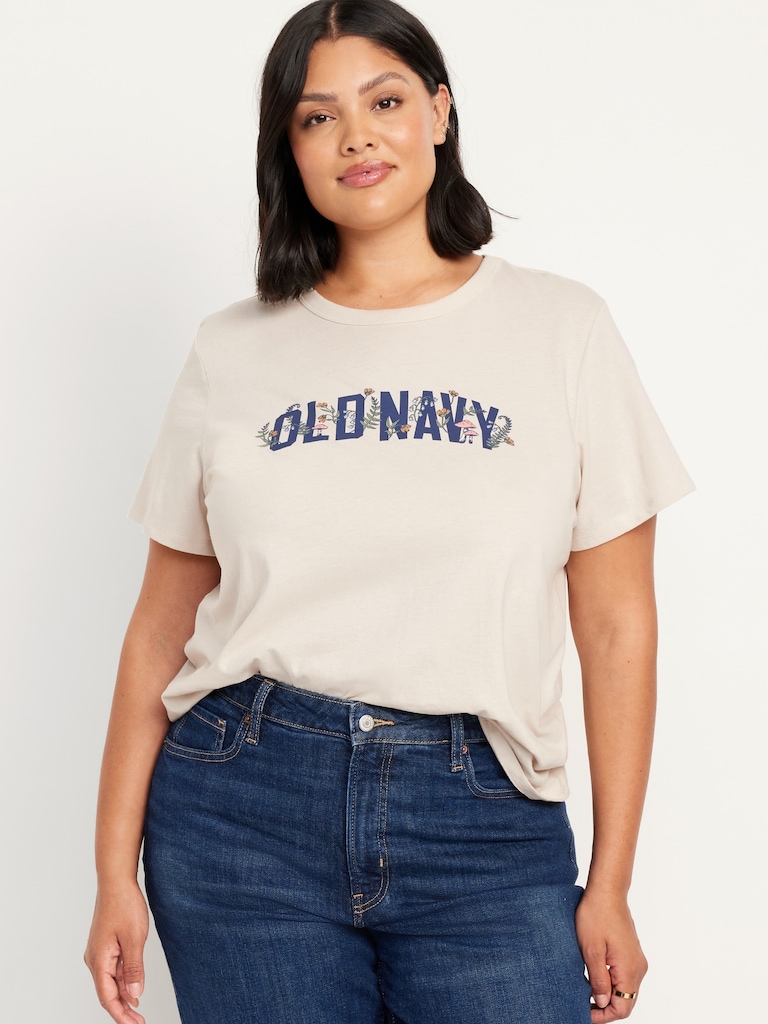 EveryWear Logo-Graphic T-Shirt