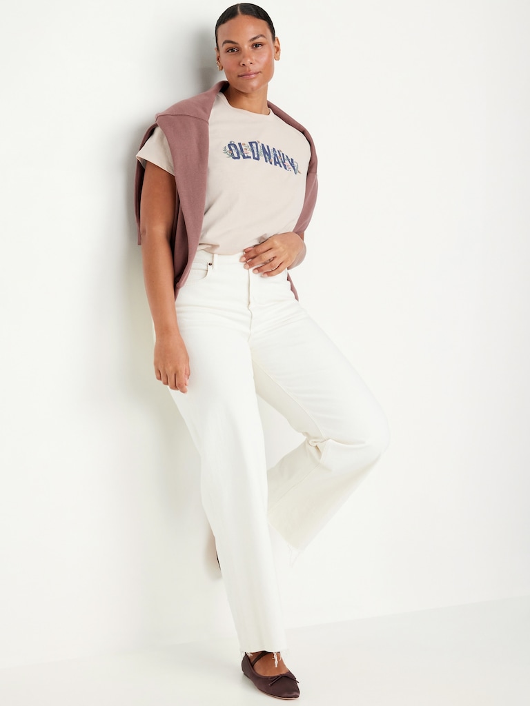 EveryWear Logo-Graphic T-Shirt