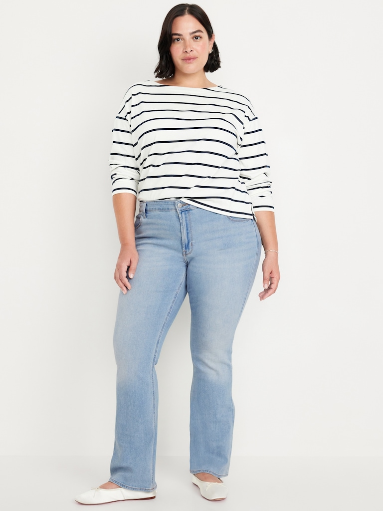 Mid-Rise Wow Boot-Cut Jeans