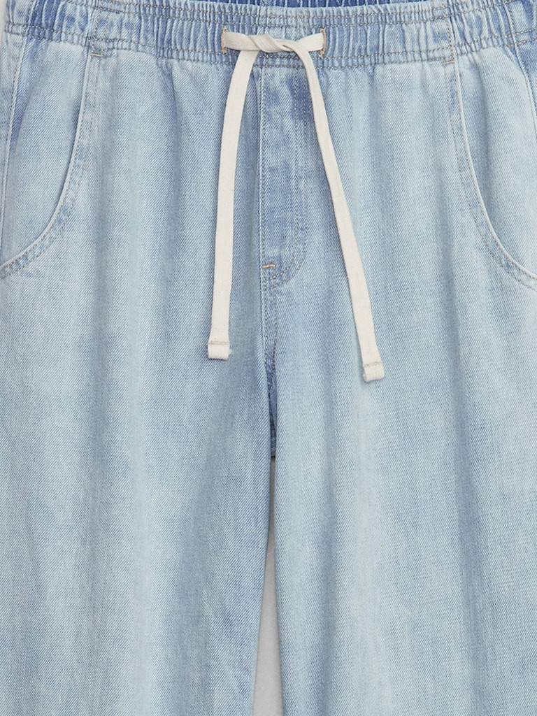 High Rise Wide-Leg Pull-On Jeans