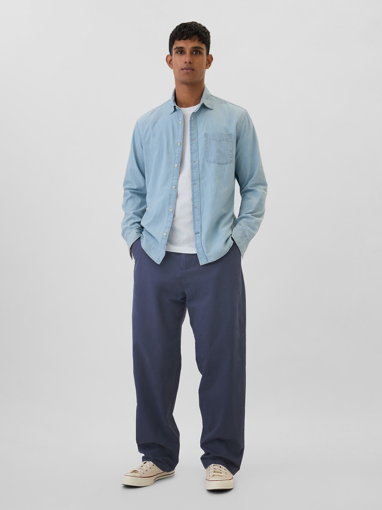 GapFlex Essential Khakis in Baggy Fit
