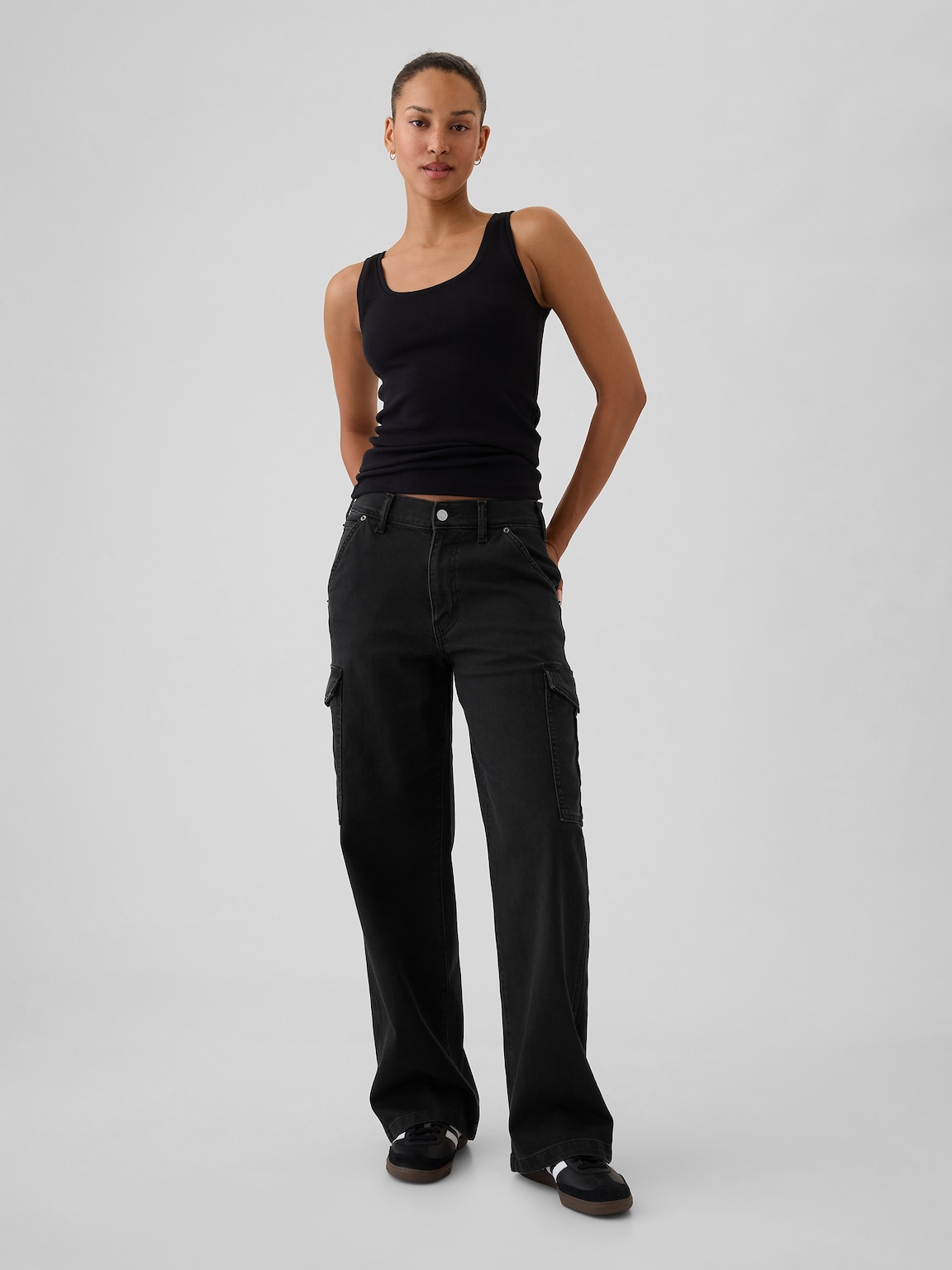 Mid Rise '90s Loose Cargo Jeans