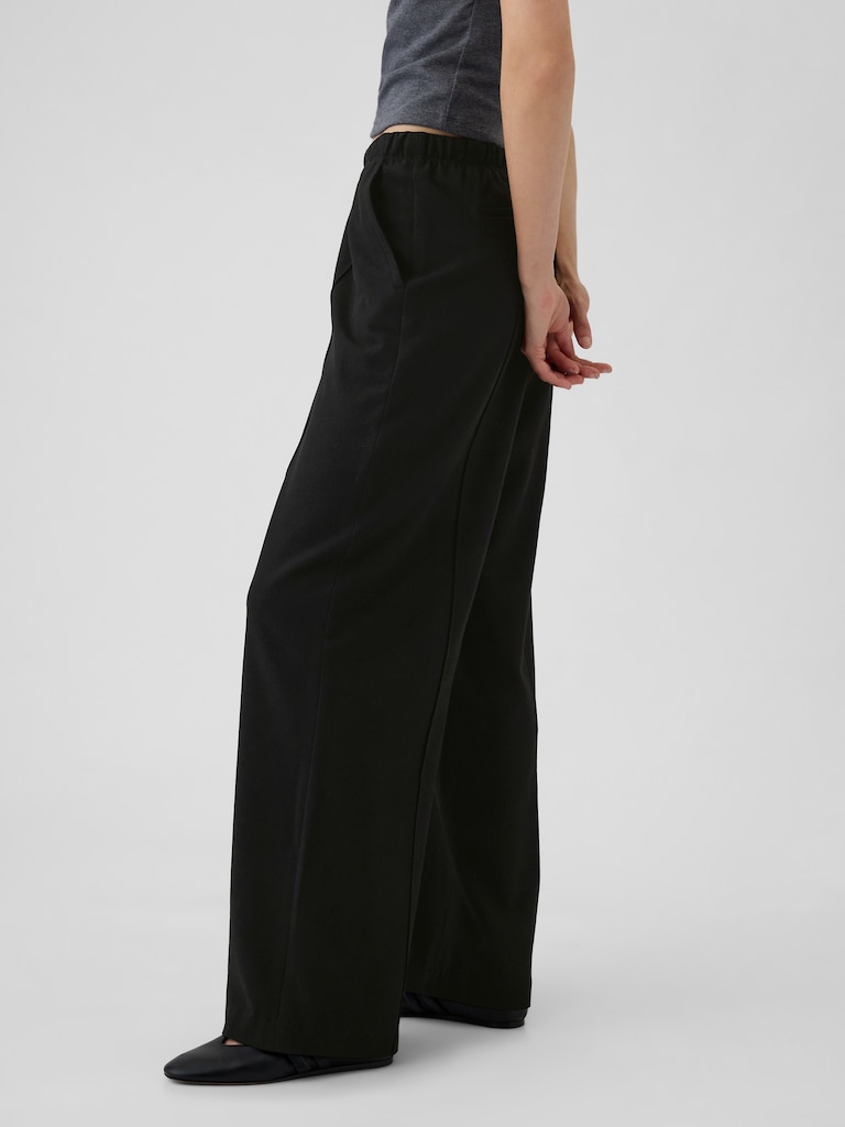 Wide-Leg Seamed Easy Pants