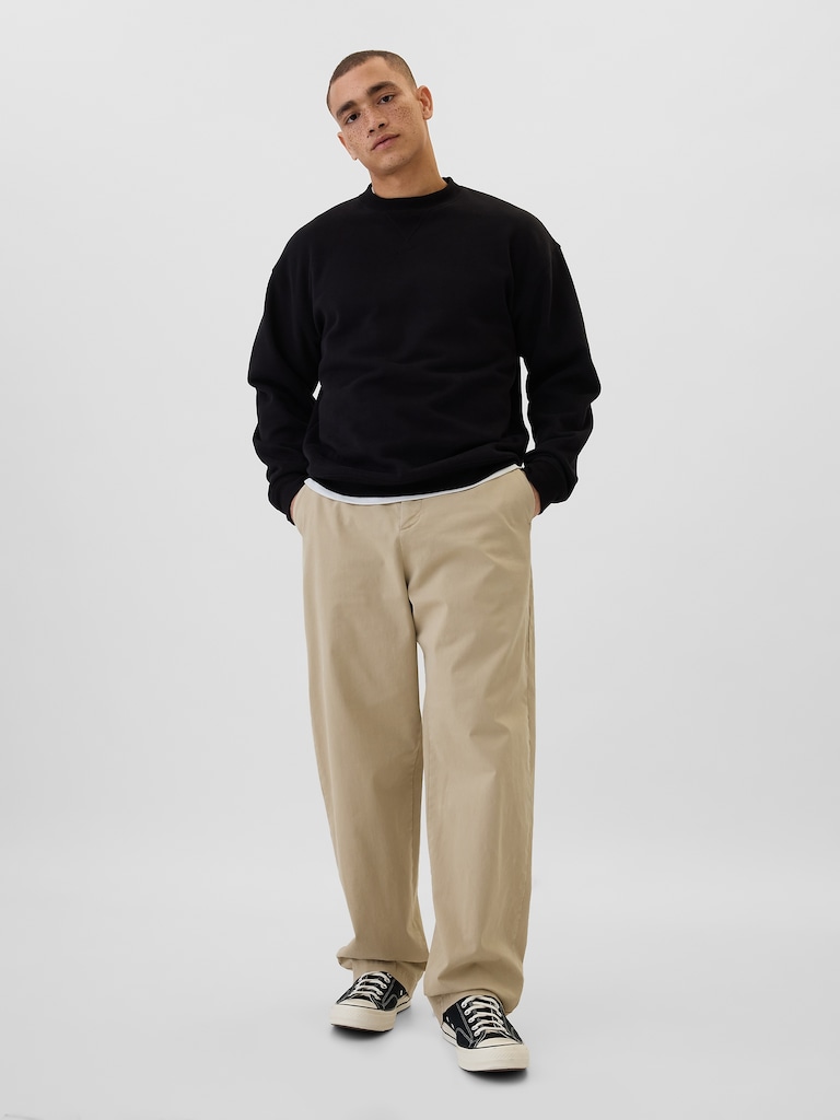 GapFlex Essential Khakis in Baggy Fit