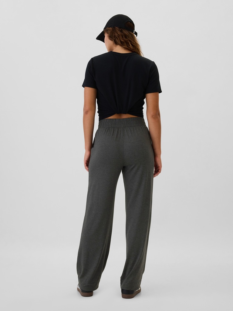 GapFit Relaxed Straight Leg Pants