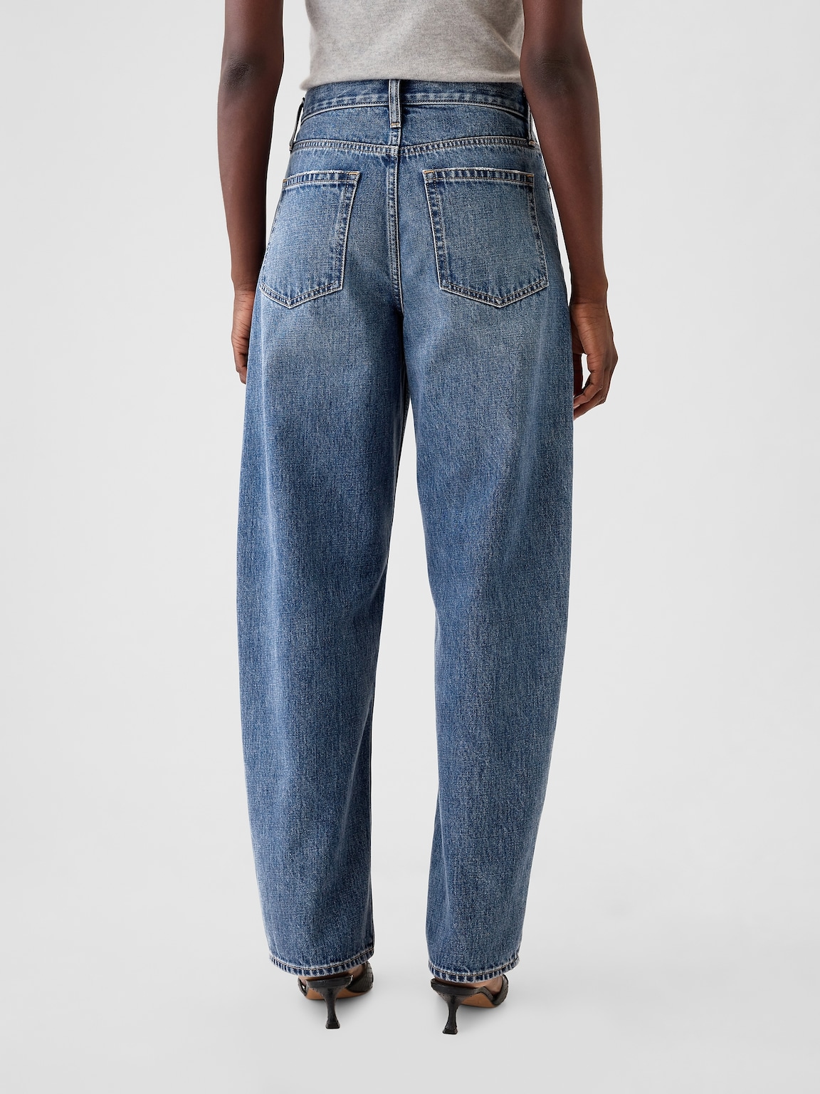 High Rise Barrel Jeans