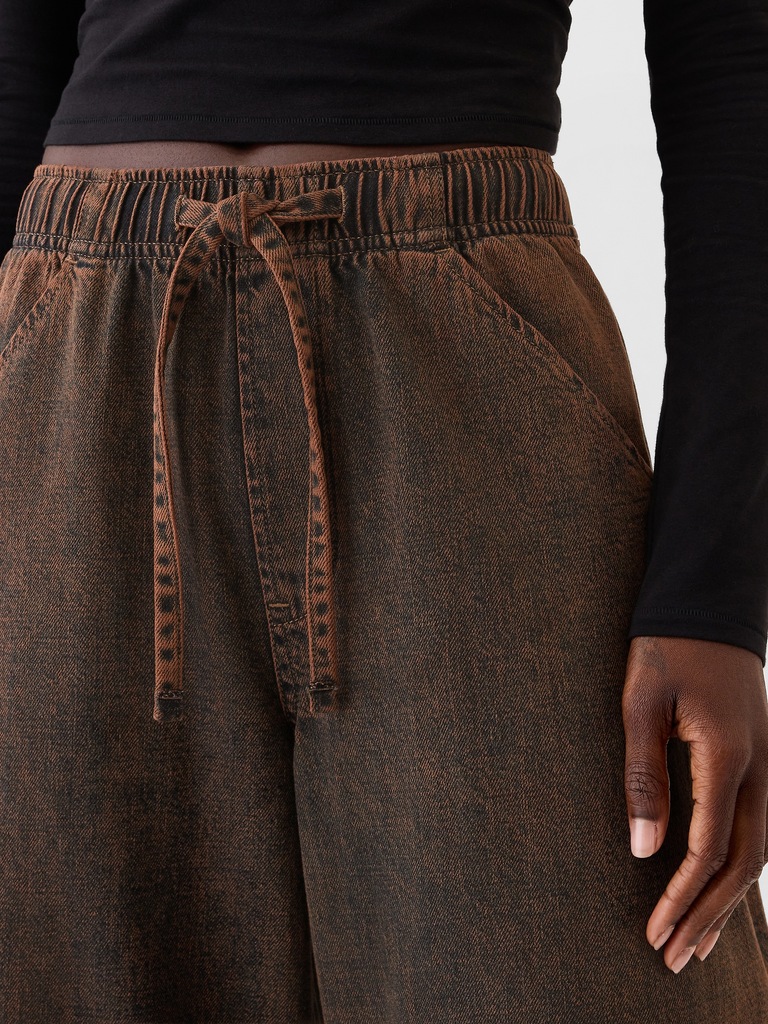 Mid Rise Easy Horseshoe Jeans