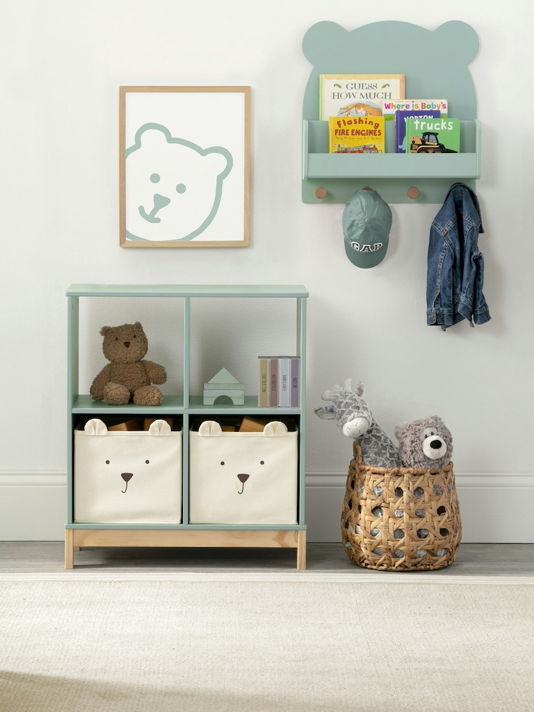 babyGap Brannan Bear Wall Shelf with 4 Hooks