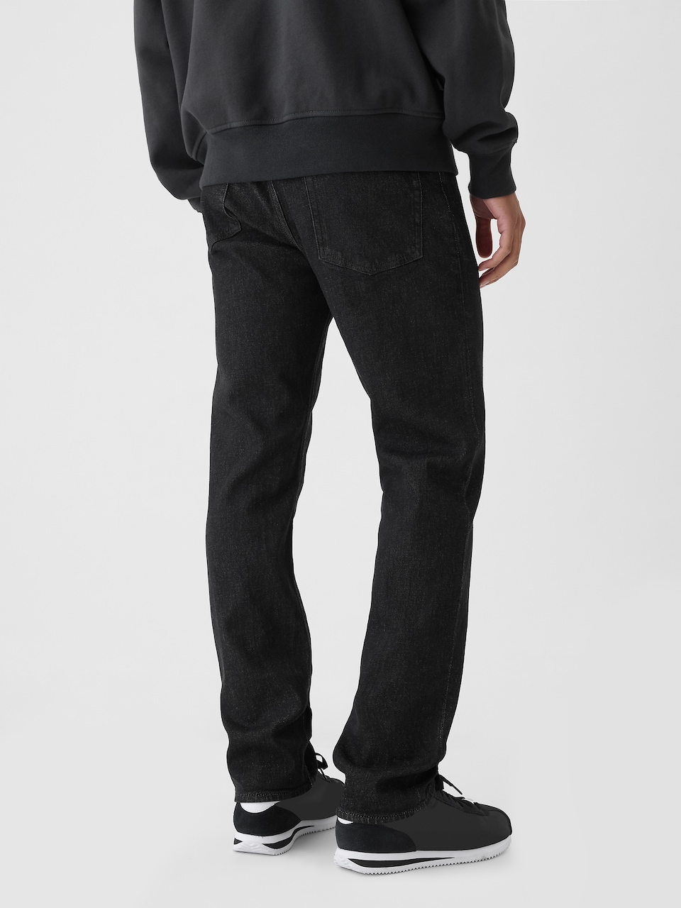 Straight Jeans