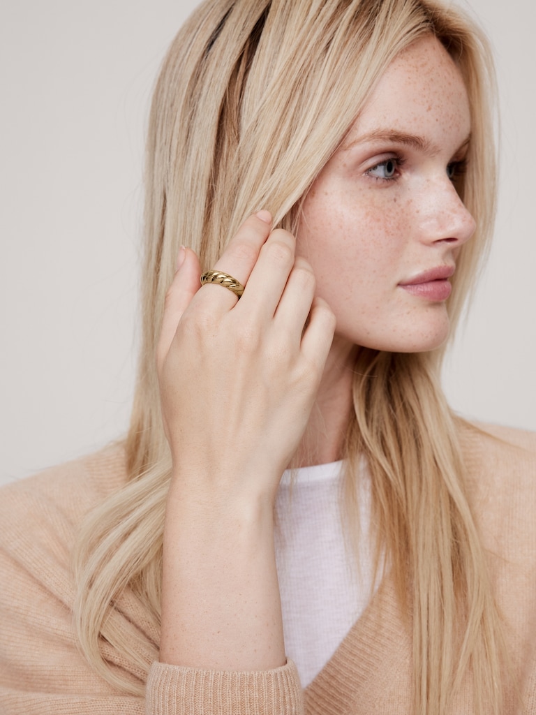 Ravena Scallop Ring by Aureus + Argent