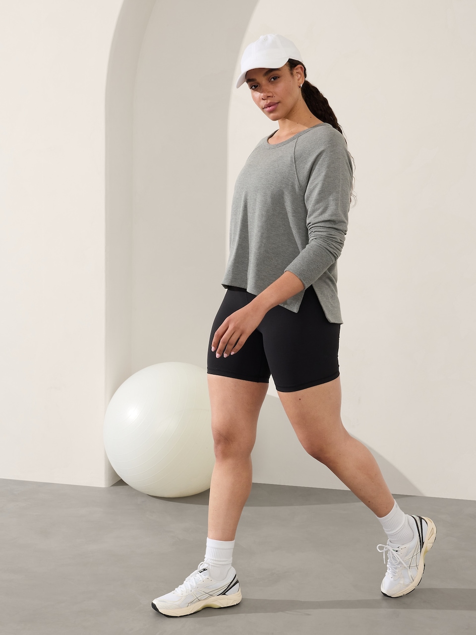 Coaster Luxe Recover High Hip Sweatshirt