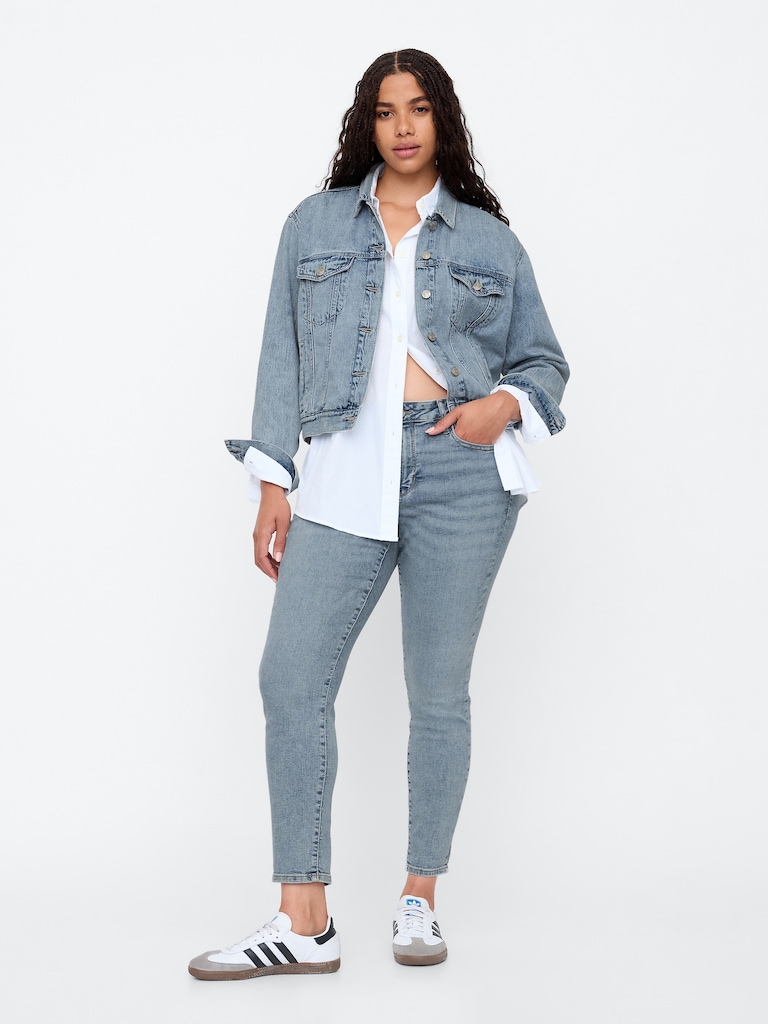 Mid Rise Universal Skinny Jeans