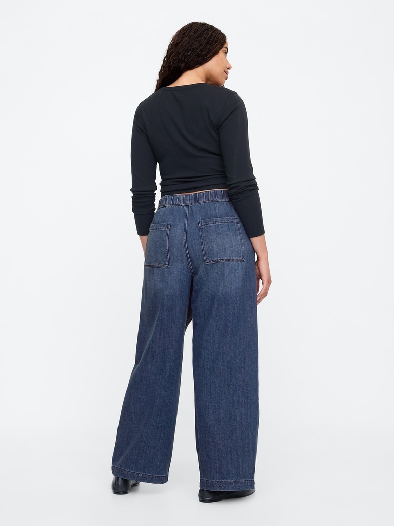 High Rise Seamed Wide-Leg Pull-On Jeans