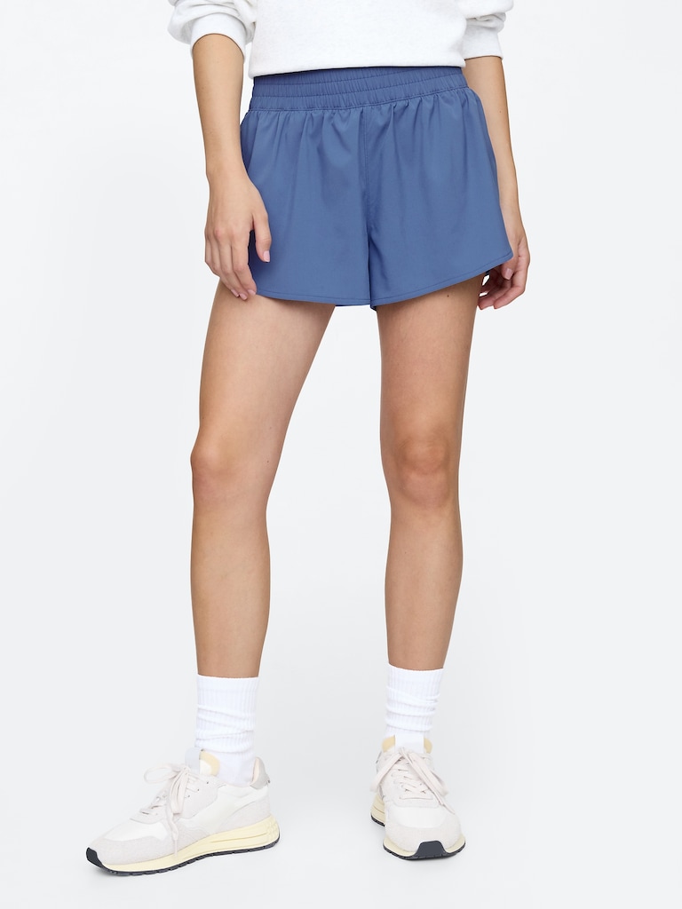GapFit 3" Mid Rise Runaround Shorts