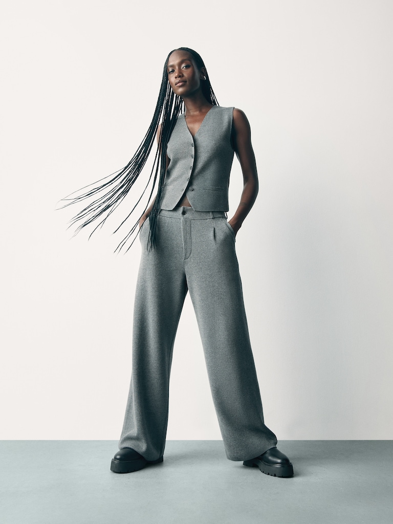 CashSoft Pleated Trousers