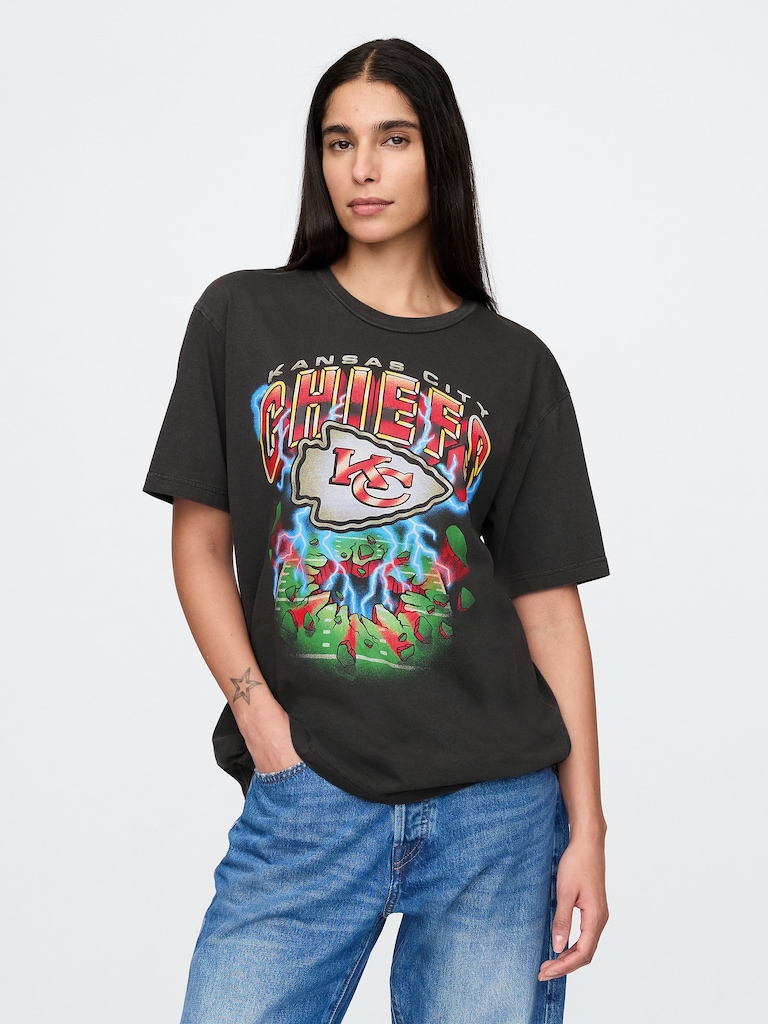 Adult NFL Kansas City Chiefs Graphic T-Shirt