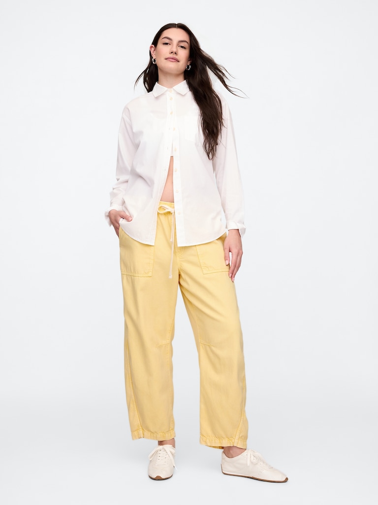 Mid Rise SuperSoft Pull-On Barrel Jeans