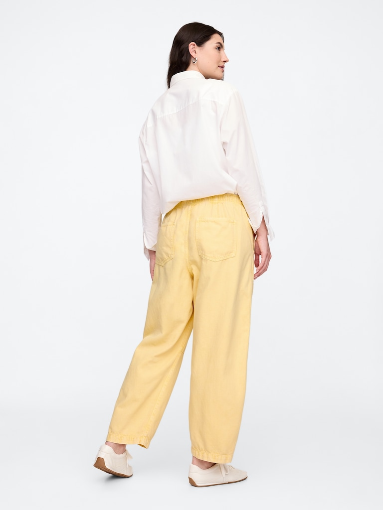 Mid Rise SuperSoft Pull-On Barrel Jeans
