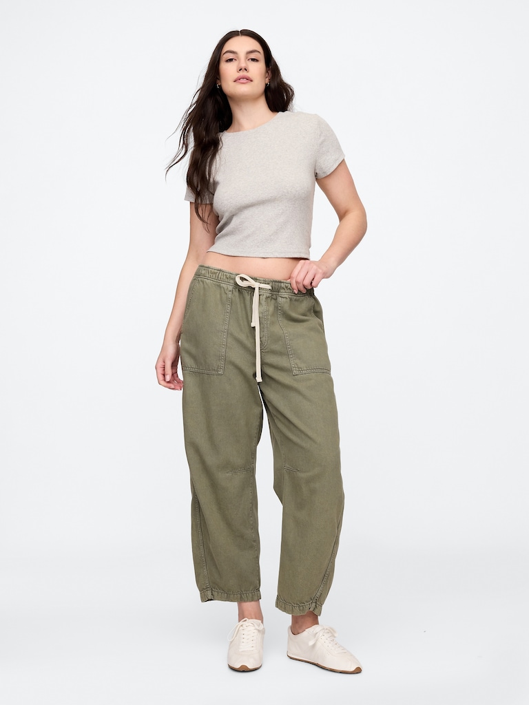 Mid Rise Pull-On Soft Barrel Jeans