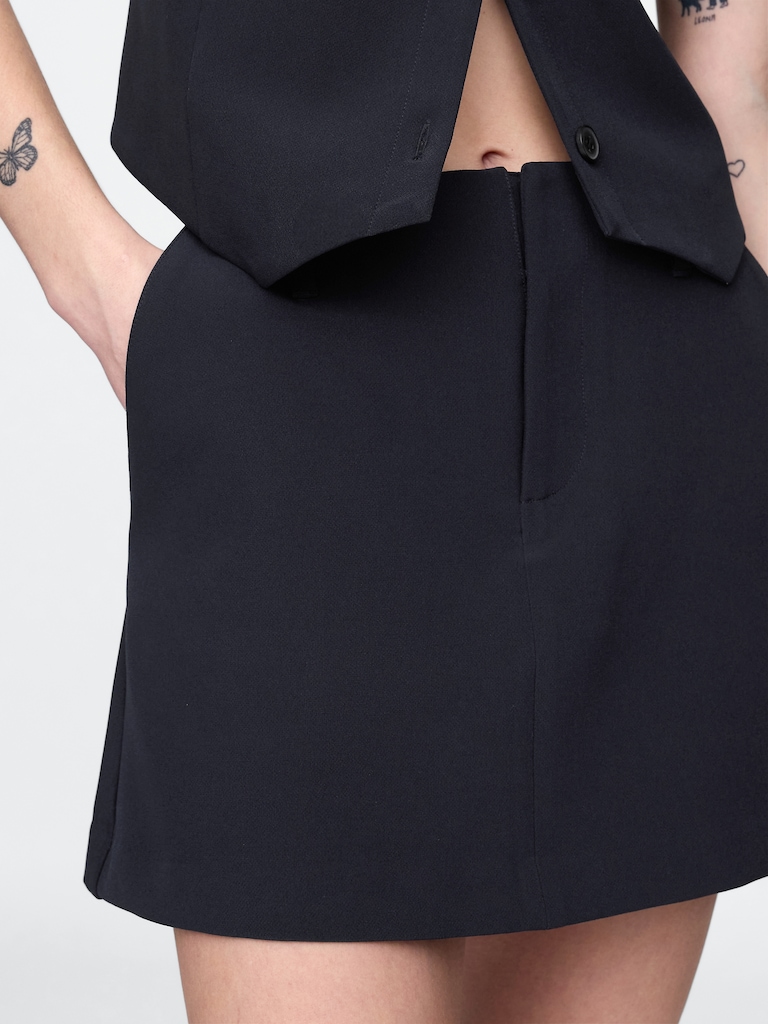 BiStretch Tailored Skort