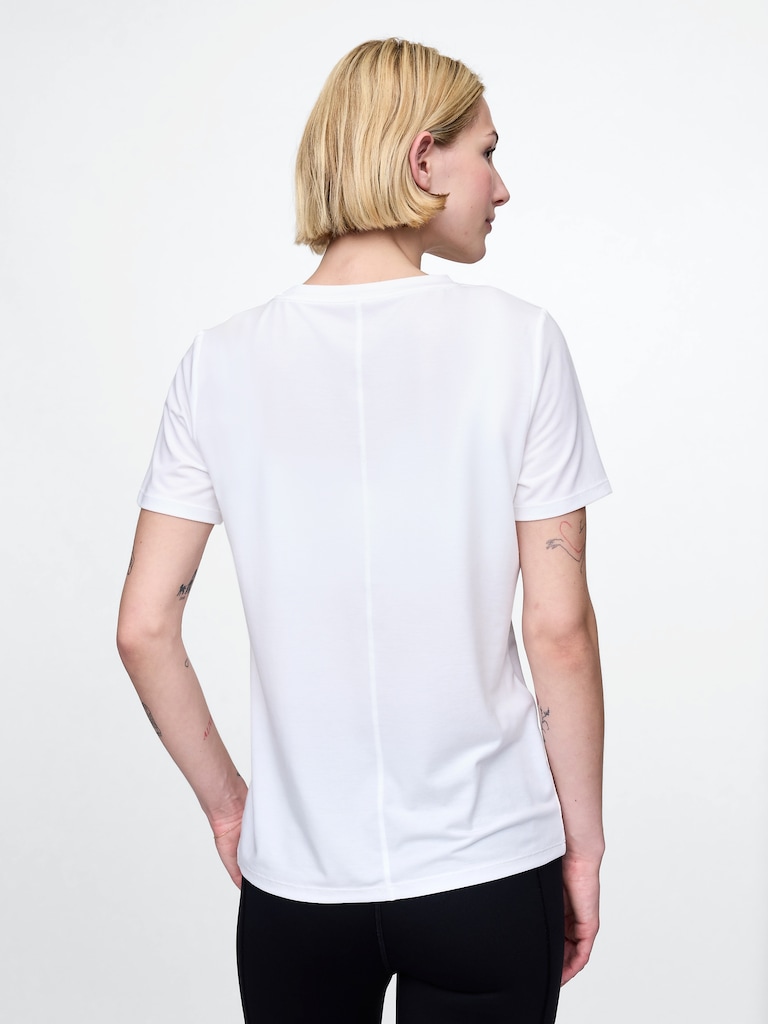 GapFit Breathe T-Shirt