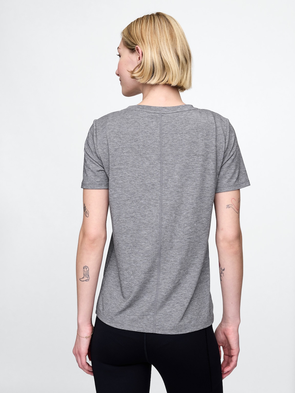 GapFit Breathe T-Shirt