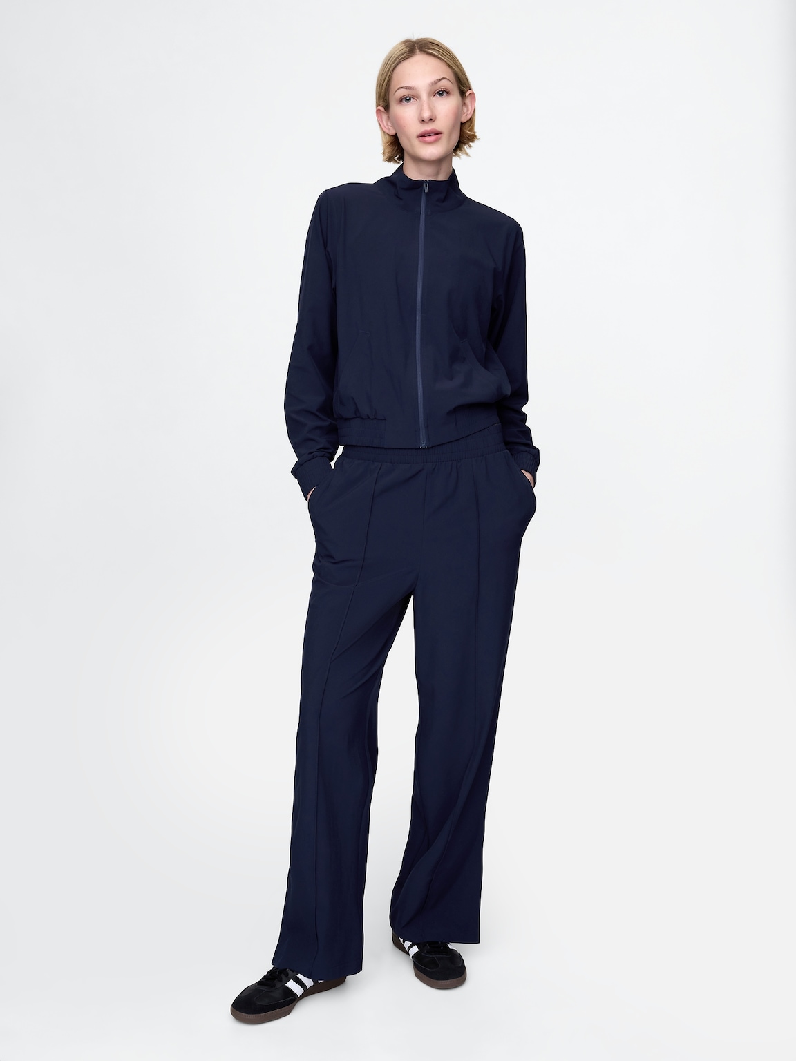 GapFit Tech High Rise Split-Hem Pants