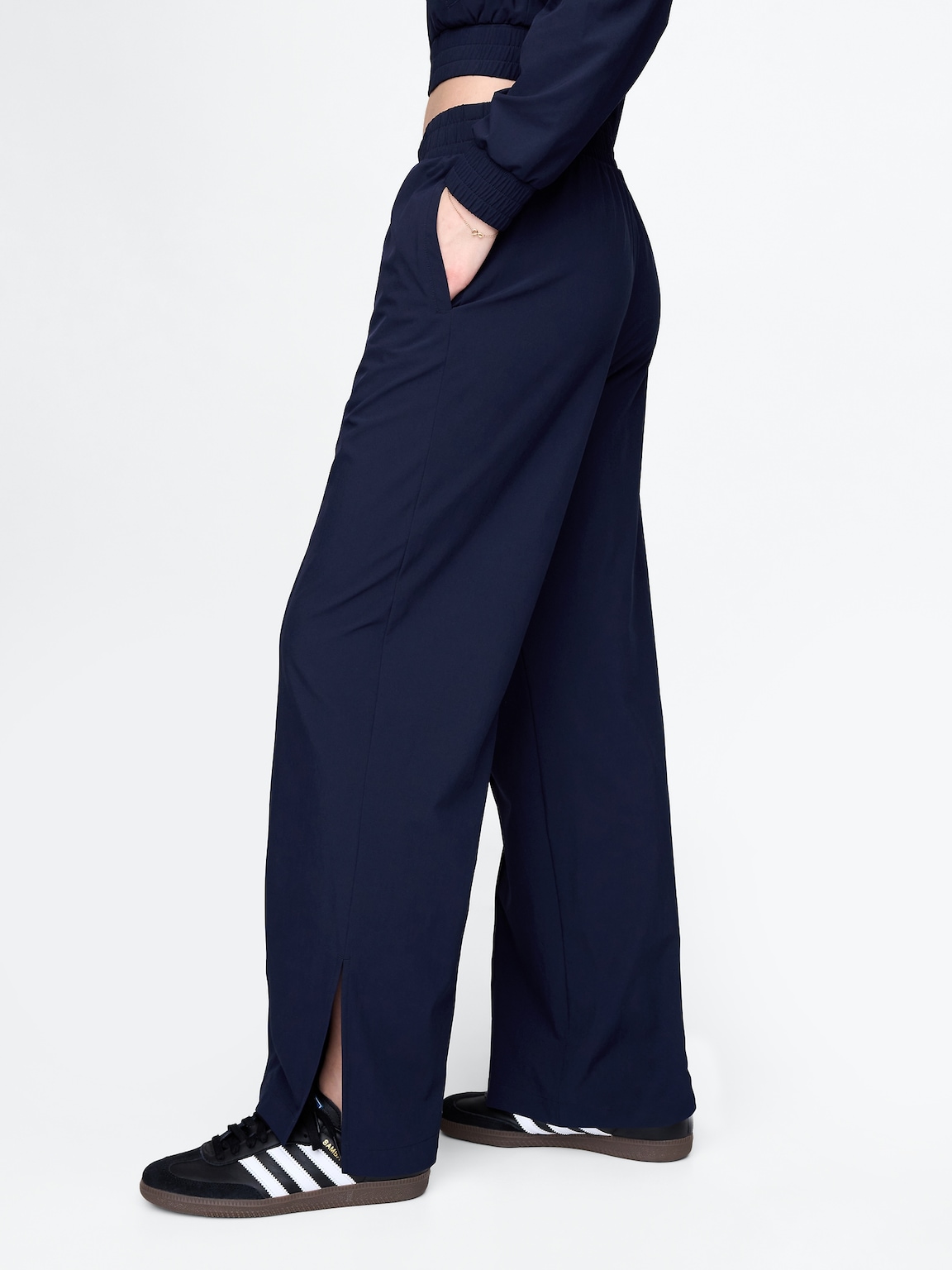 GapFit Tech High Rise Split-Hem Pants