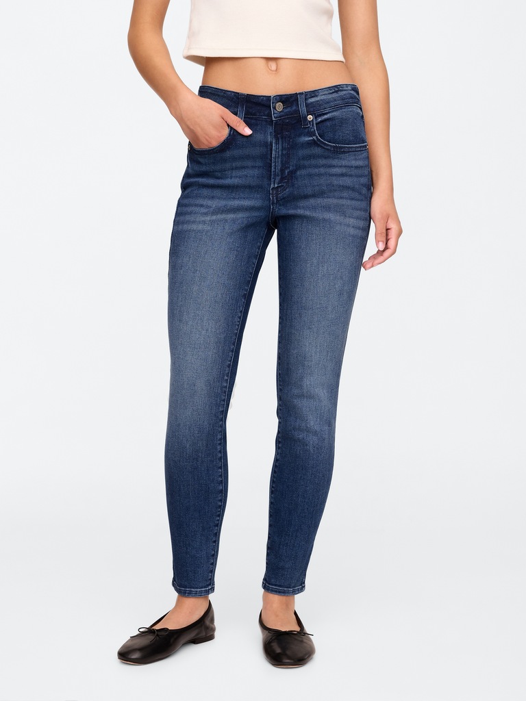 Mid Rise Universal Skinny Jeans