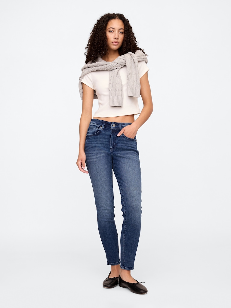 Mid Rise Universal Skinny Jeans