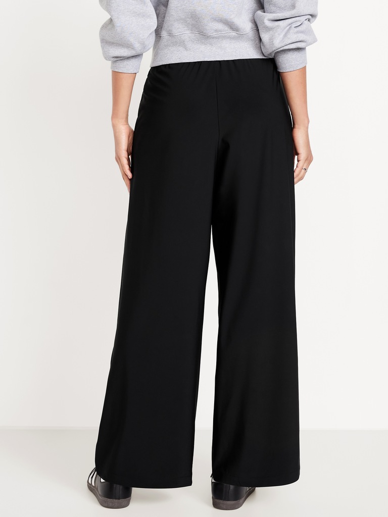 Extra High-Waisted SleekTech Pleated Trousers