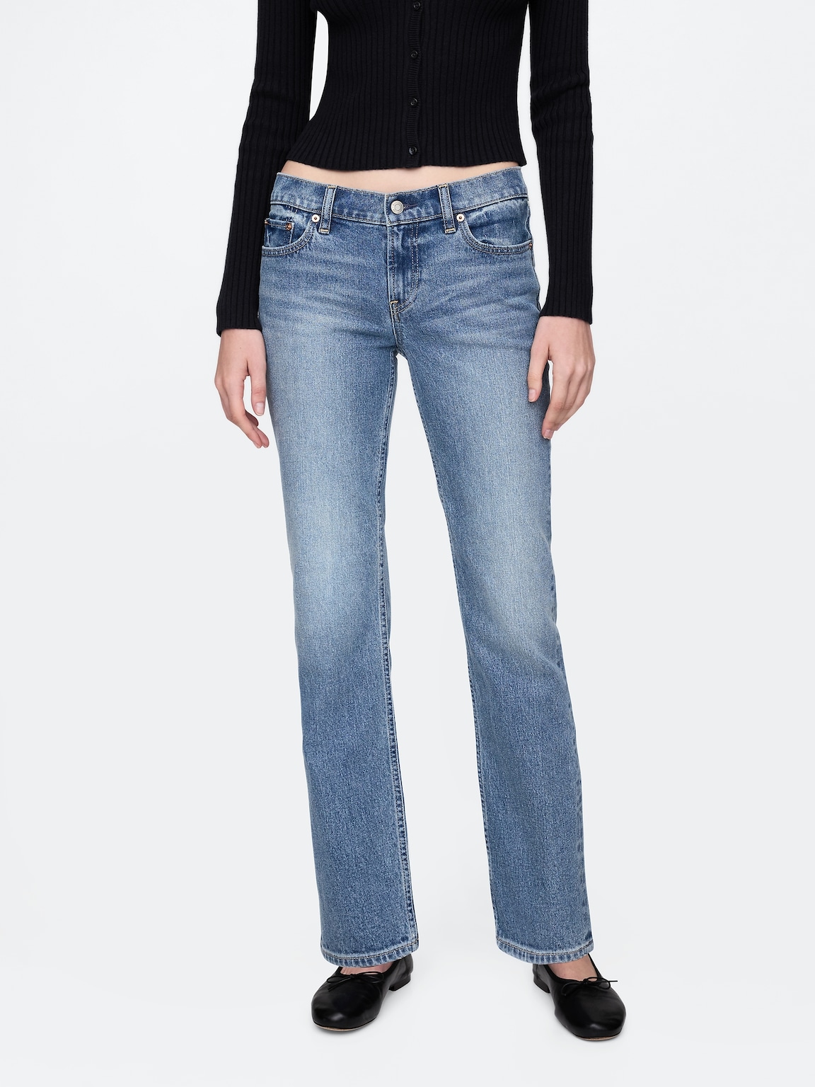 Low Rise '90s Slim Straight Jeans