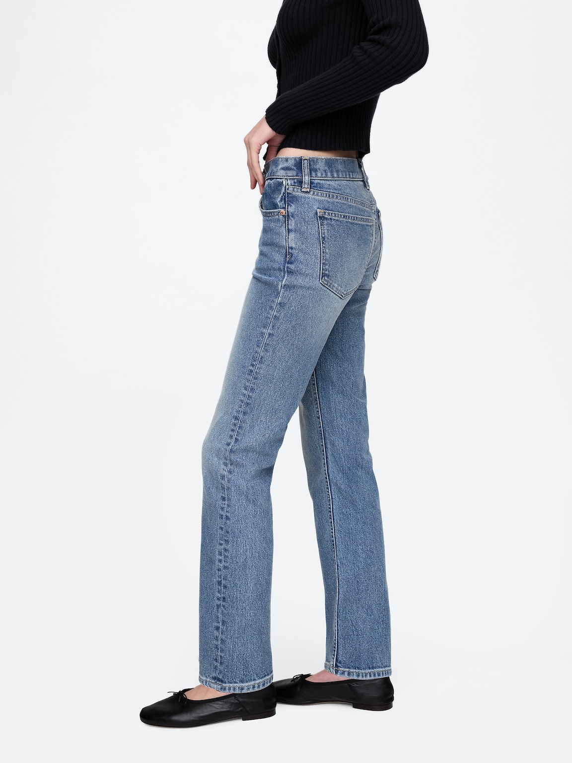 Low Rise '90s Slim Straight Jeans