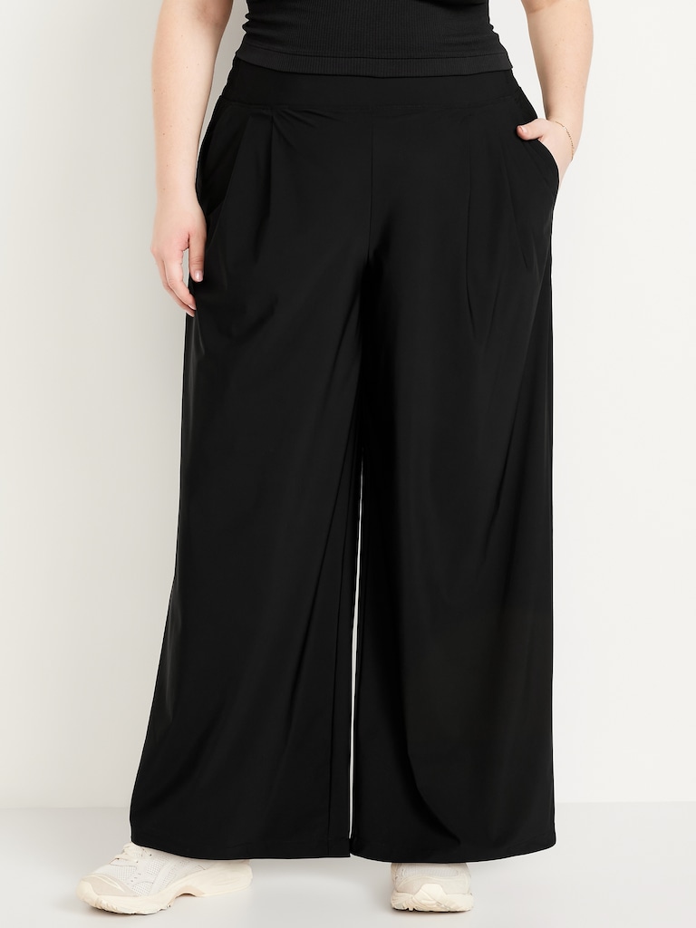 Extra High-Waisted SleekTech Pleated Trousers
