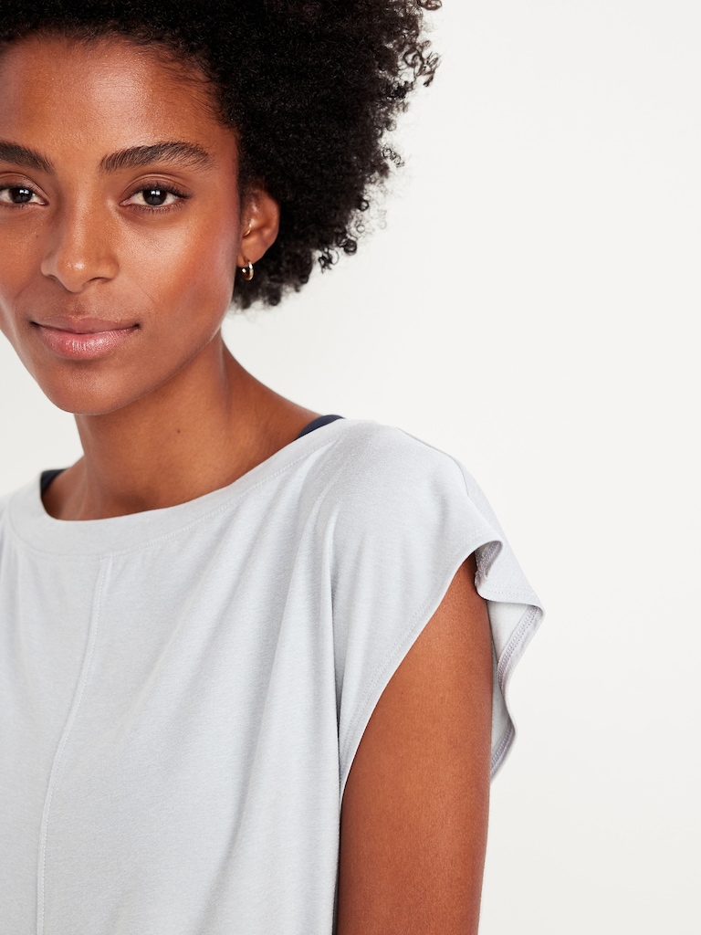 CloudMotion Ruched Top