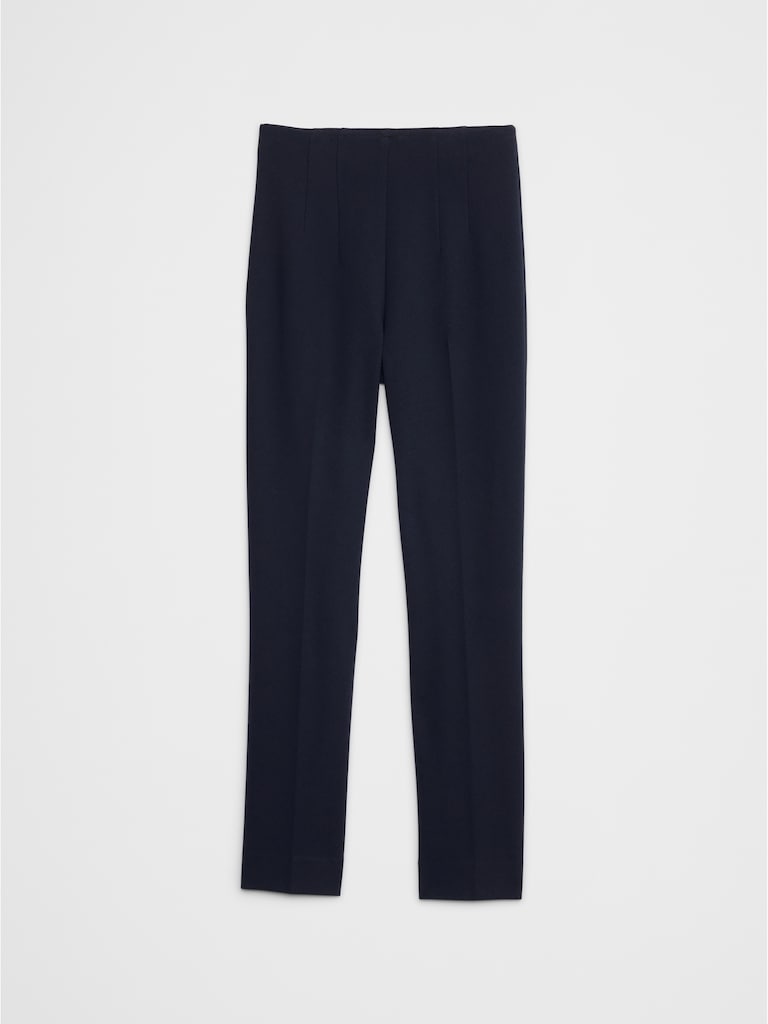 Skinny Ponte Pull-On Pant