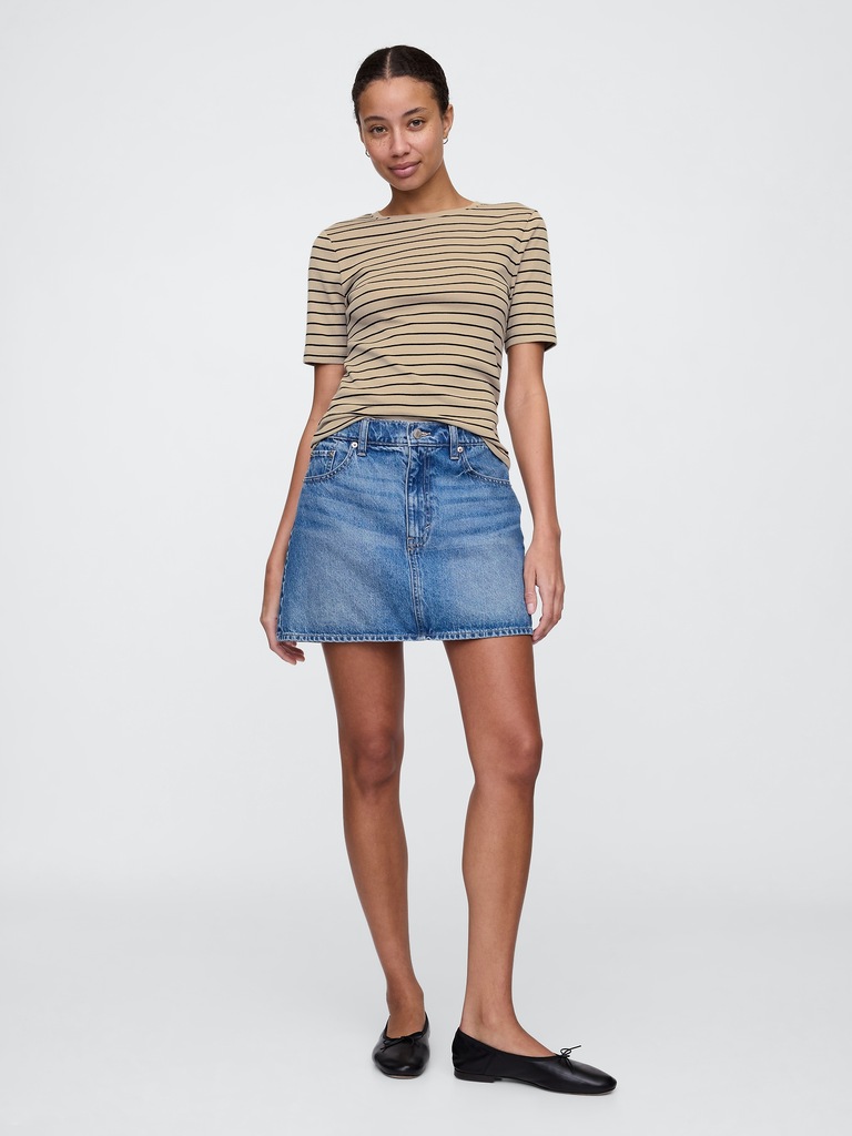 Modern Ribbed Crewneck T-Shirt