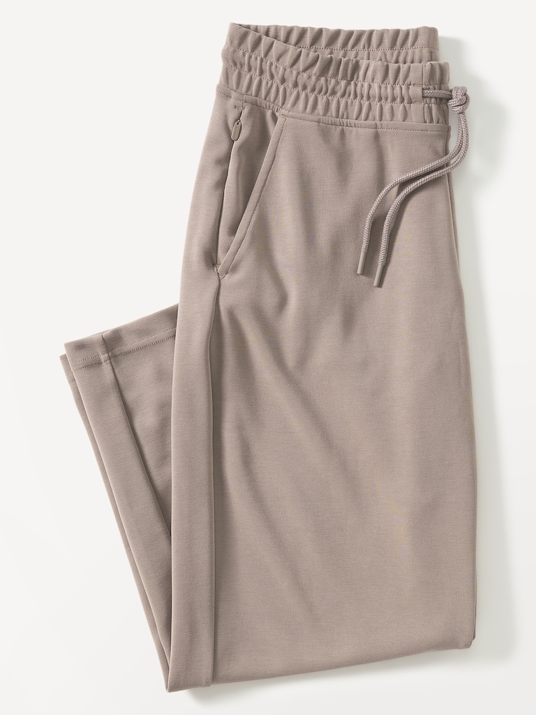 Seasoft Mid Rise Straight Crop