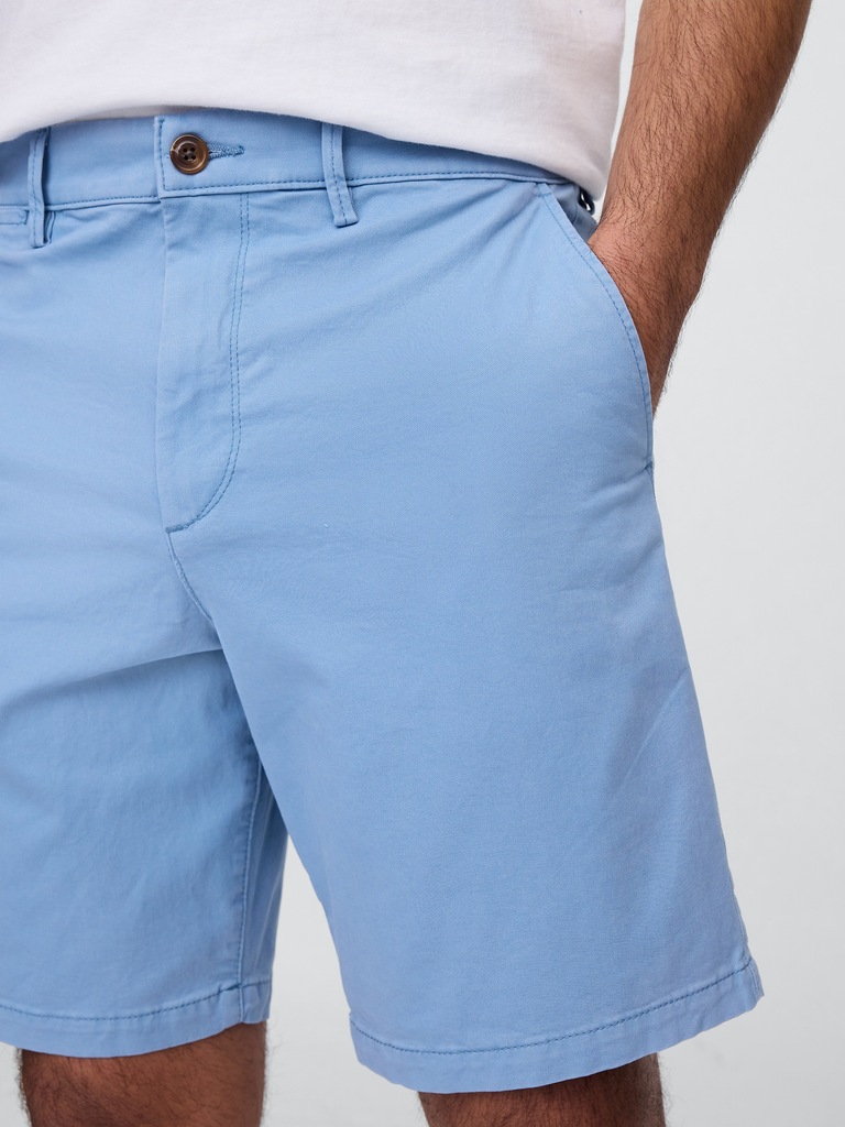 9" Essential Khaki Shorts