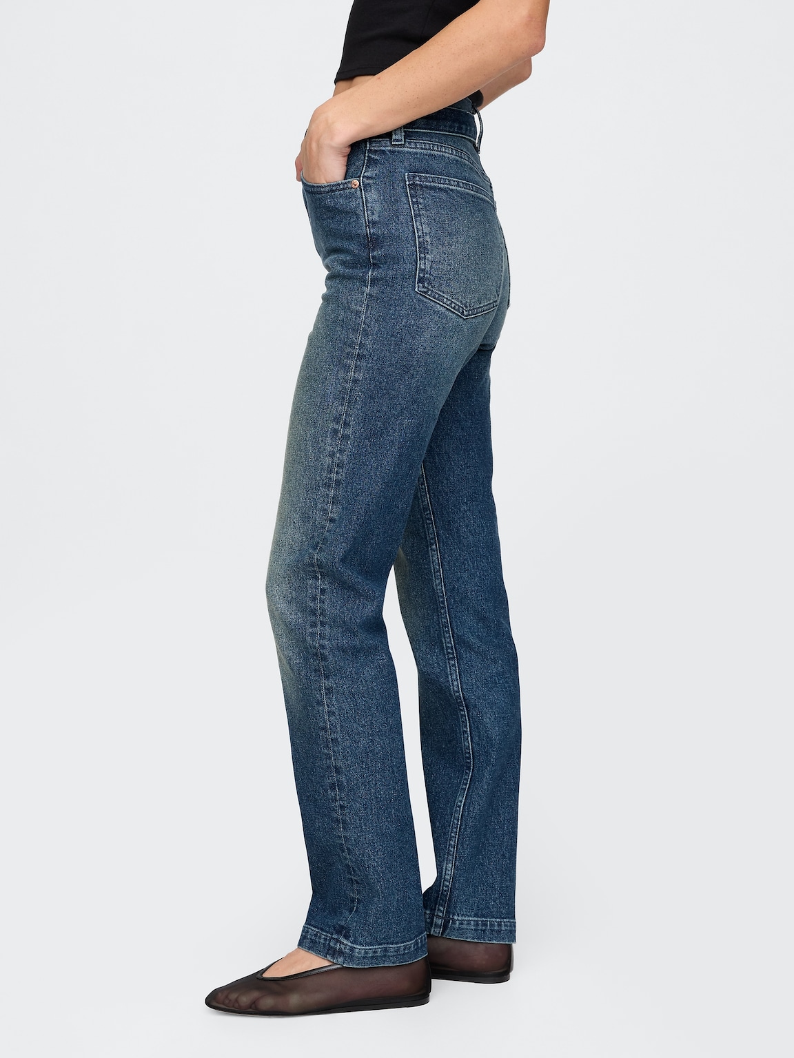 High Rise Belted '90s Slim Straight Jeans