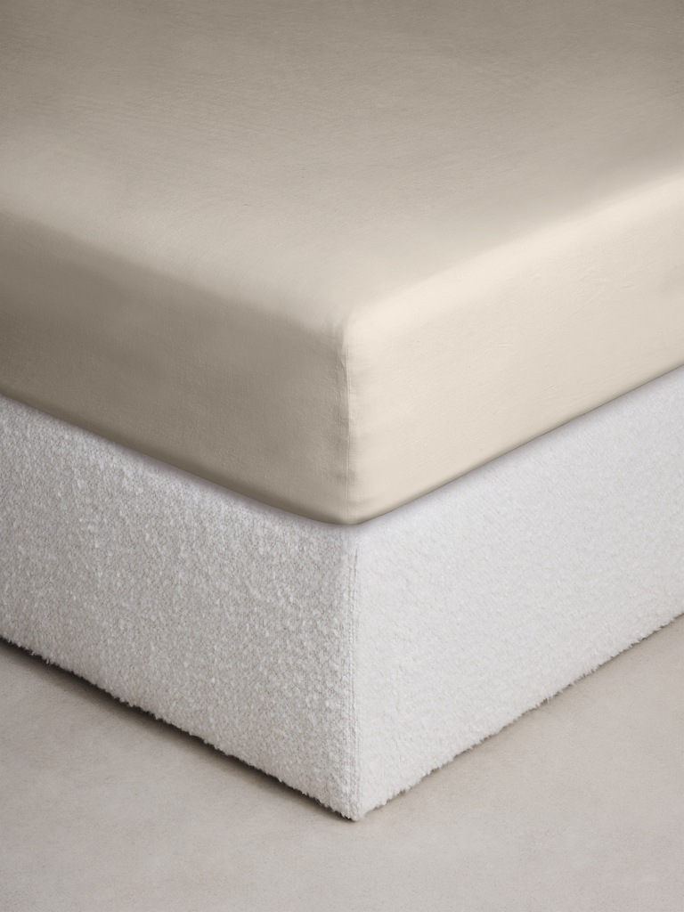 Fine Linen Fitted Sheet