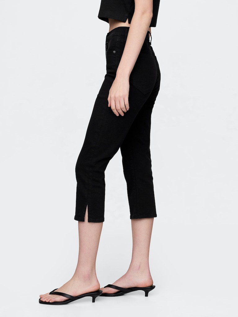 High Rise Cropped Capri Jeans