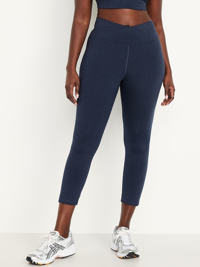Extra High-Waisted CloudComfy Crop Leggings