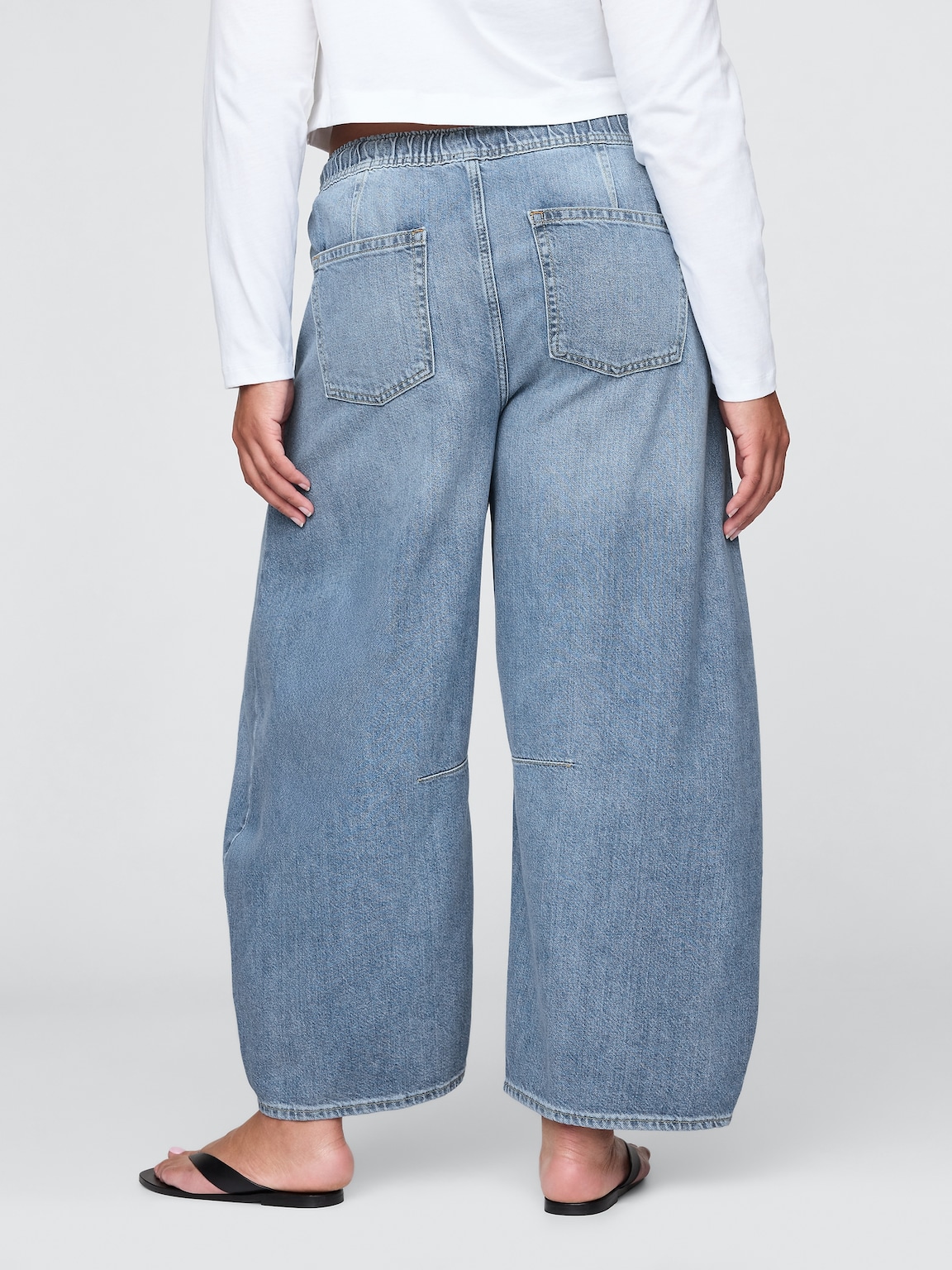 Mid Rise UltraSoft Easy Horseshoe Jeans