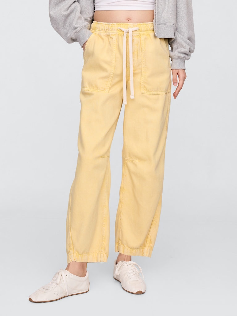 Mid Rise SuperSoft Pull-On Barrel Jeans