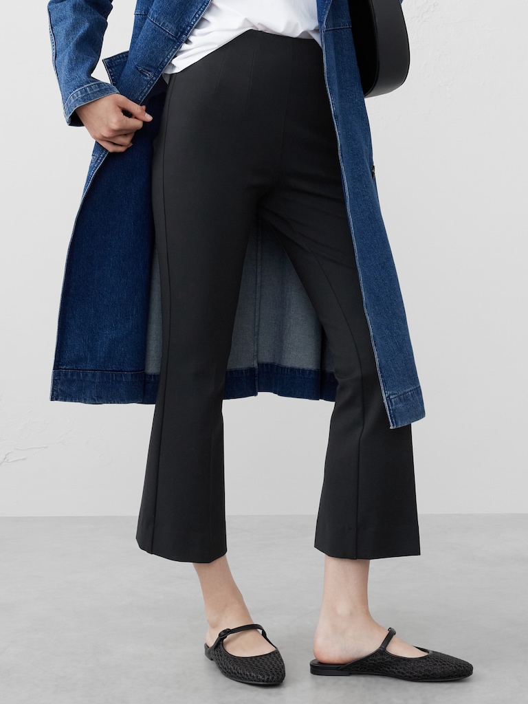 Bootcut Cropped Ponte Pull-On Pant