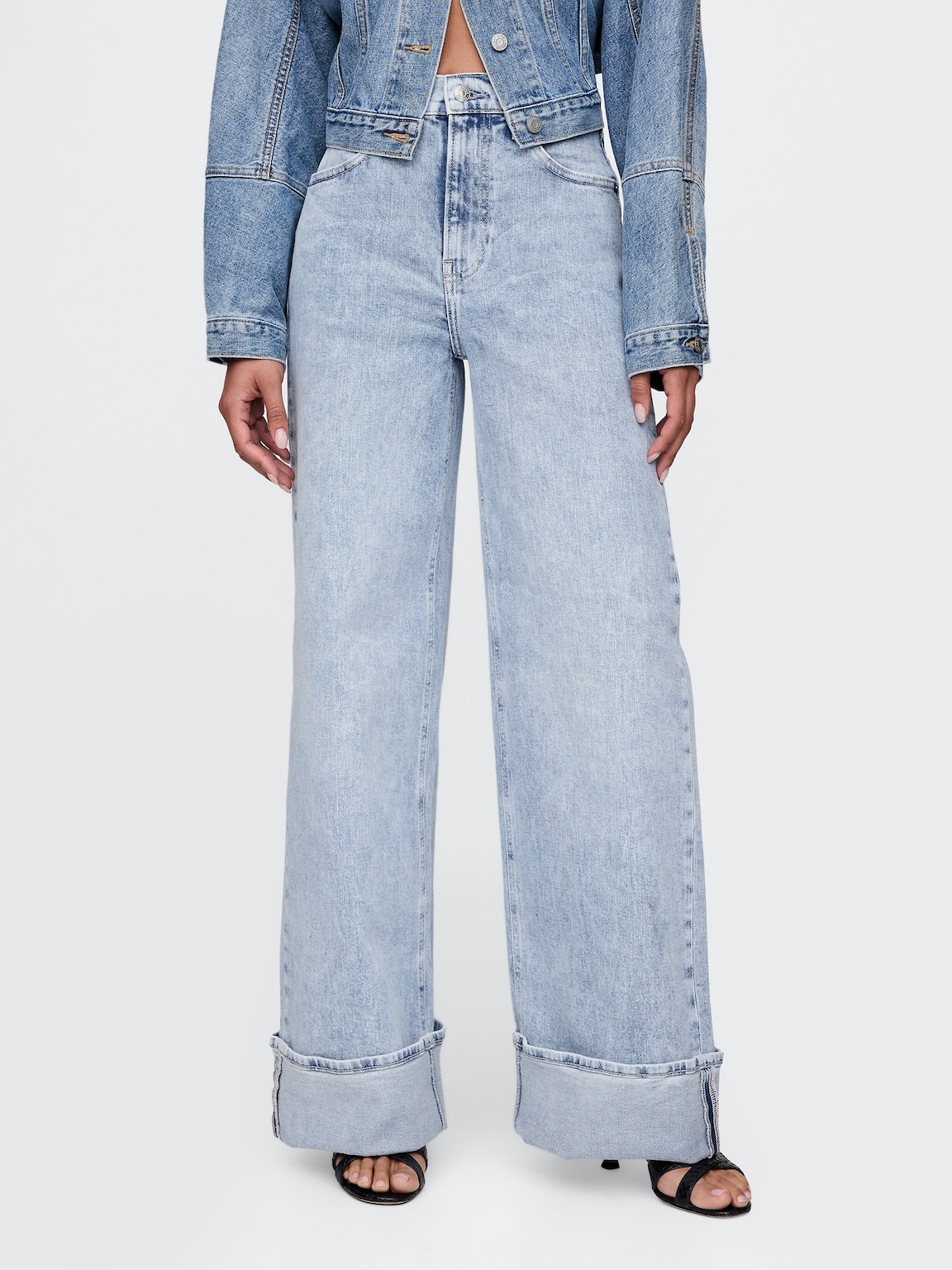 High Rise Stride Cuffed Wide-Leg Jeans