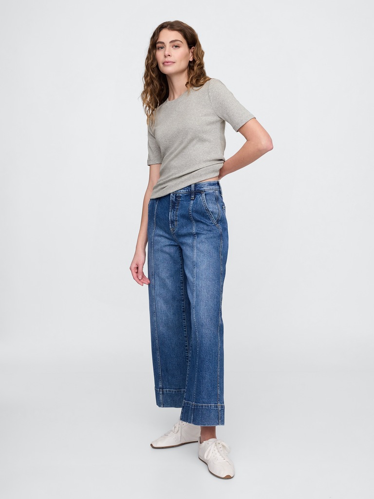 Modern Ribbed Crewneck T-Shirt